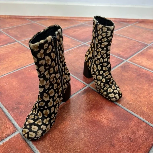 Miista London Calf Hair Animal Print Booties Size 35 - Picture 5 of 10